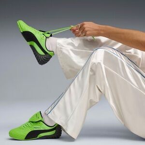 Fenty Women's Green Athletic Shoes